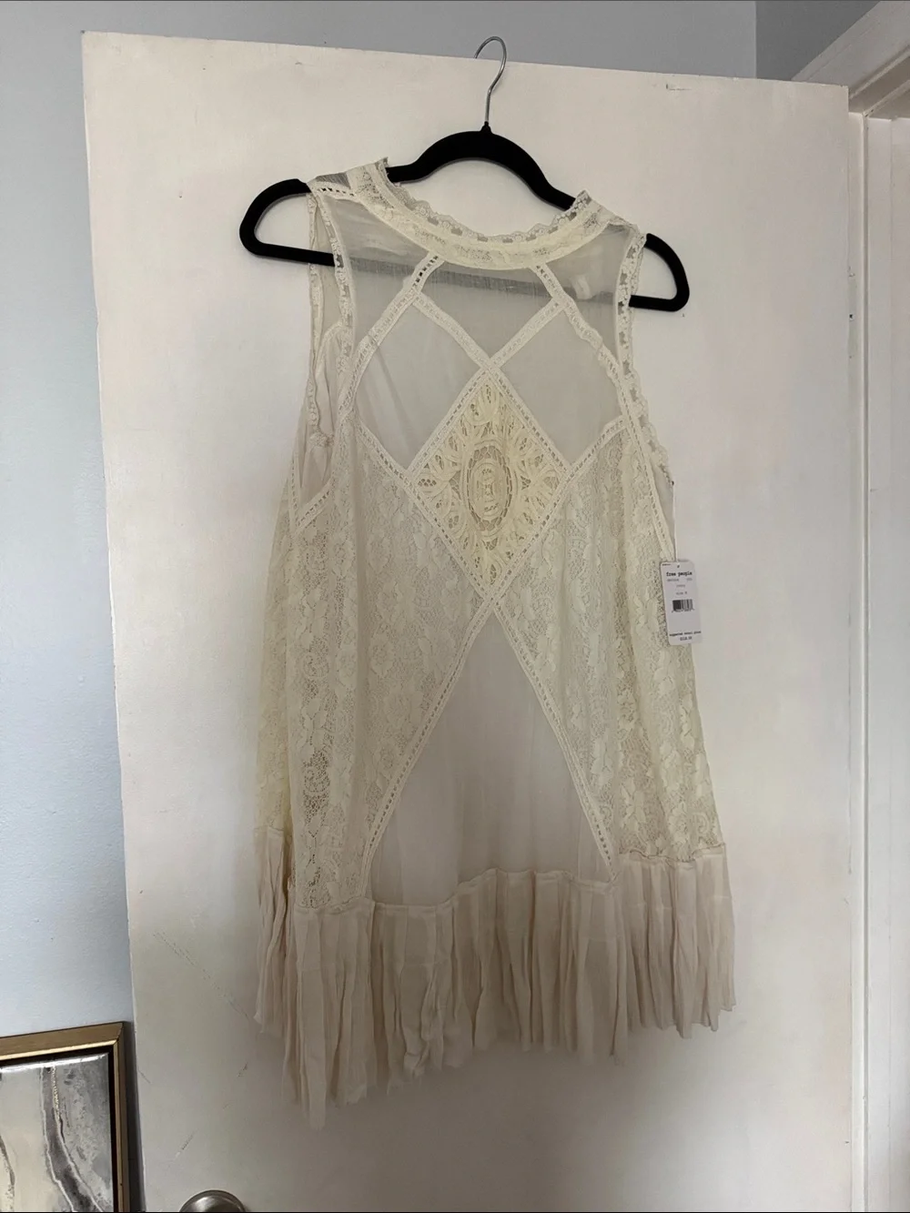 Free People Lace & Sheer Ruffled Hem Sleeveless Tunic - Cream